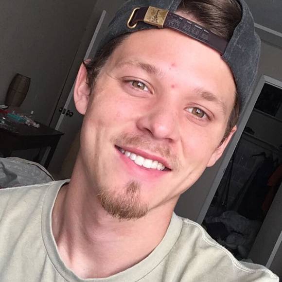 Meet your Posher, Stephen - Picture 1 of 1